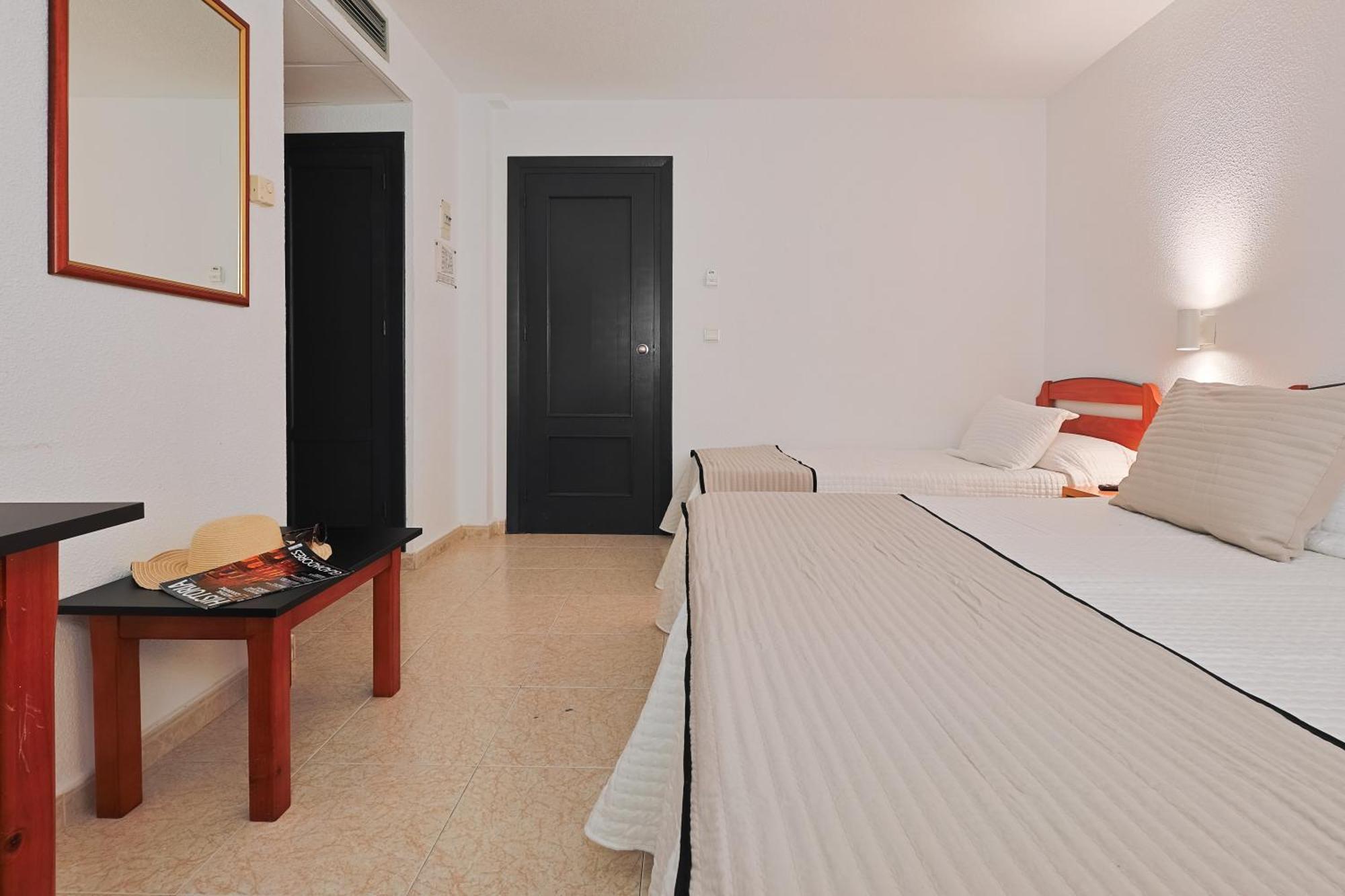 Hotel Olas De Almunecar Ngoại thất bức ảnh