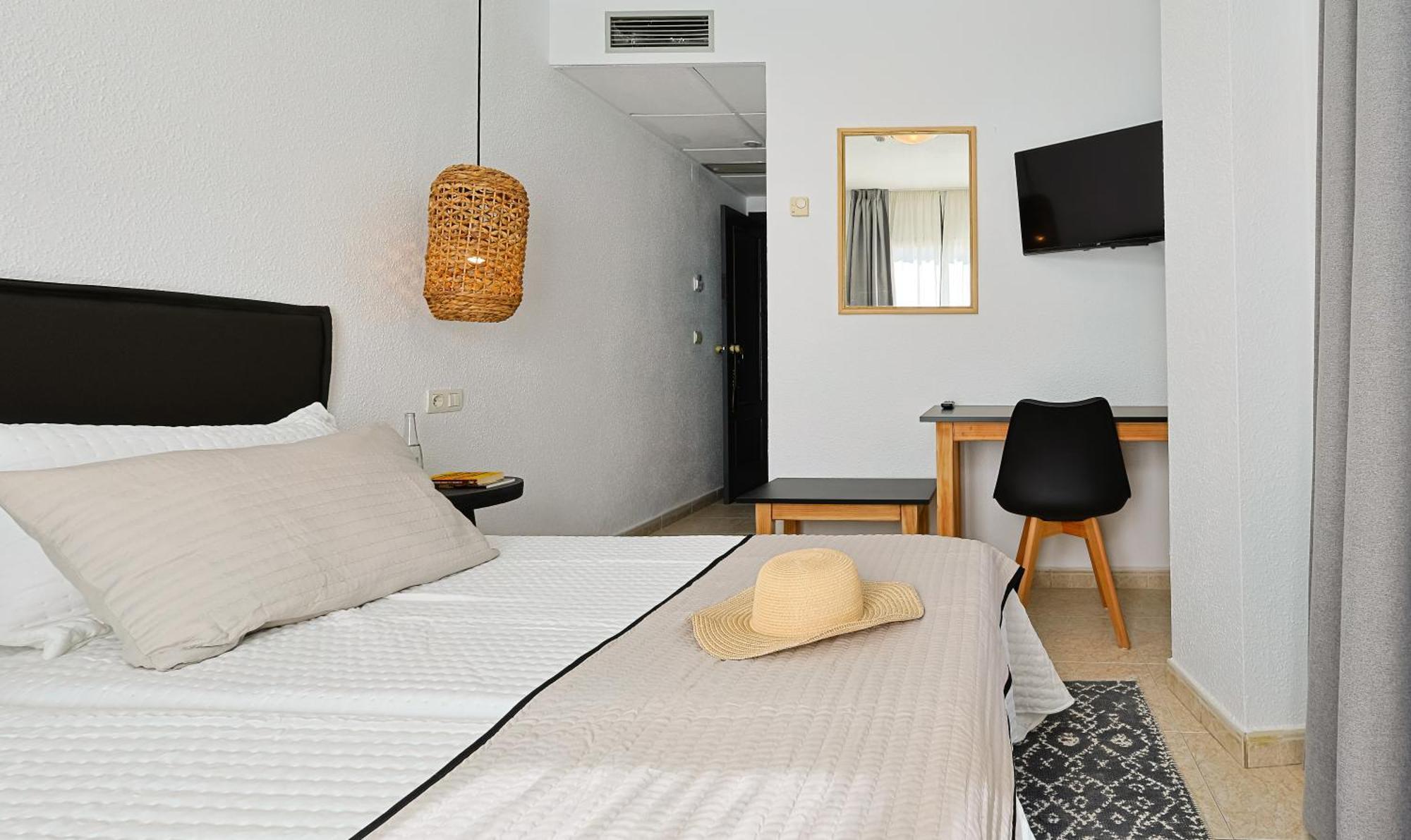 Hotel Olas De Almunecar Ngoại thất bức ảnh