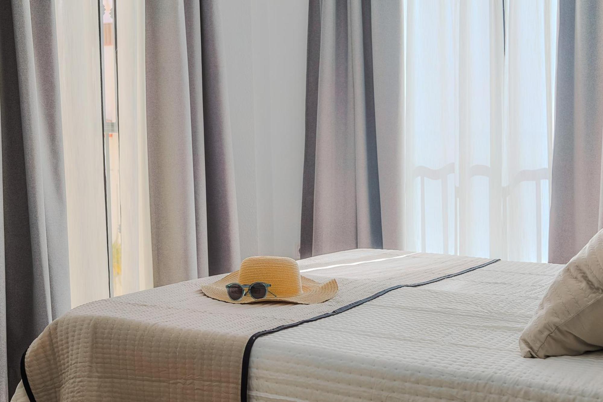 Hotel Olas De Almunecar Ngoại thất bức ảnh